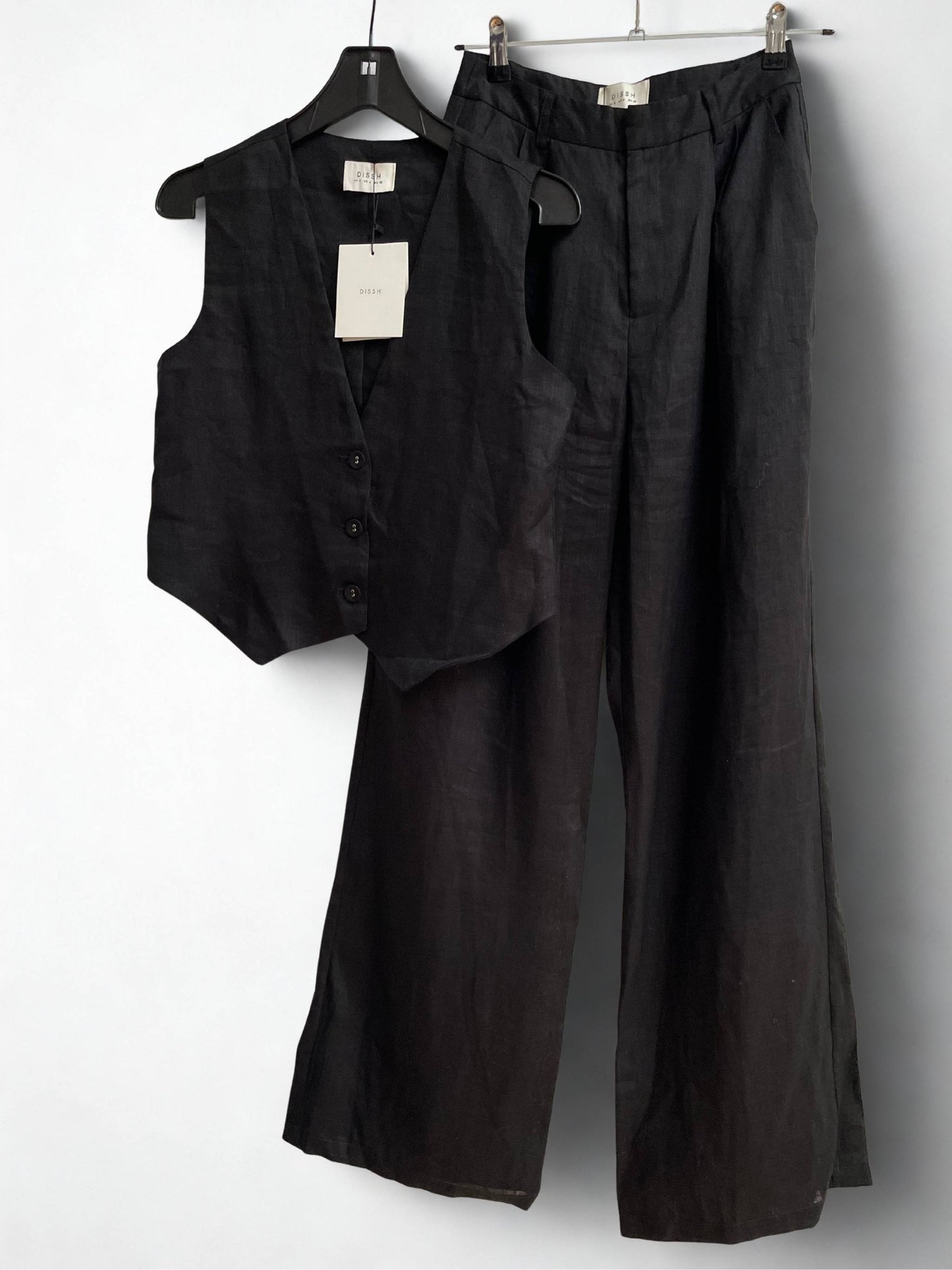 DISSH Banks Linen Vest | Black | Size 8